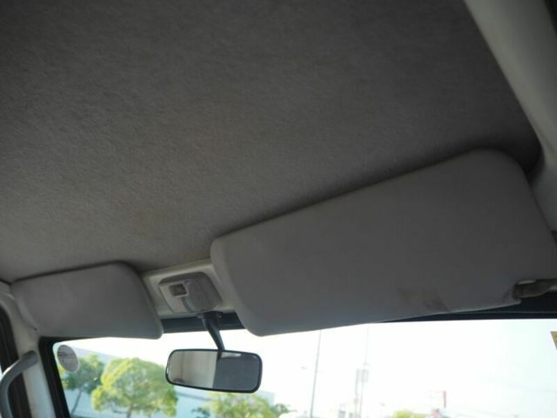 MINICAB TRUCK