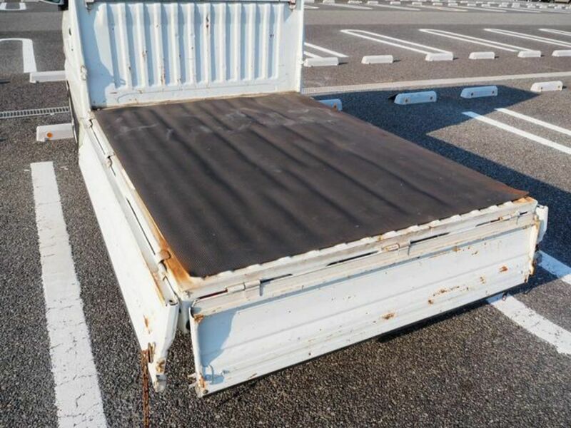 MINICAB TRUCK