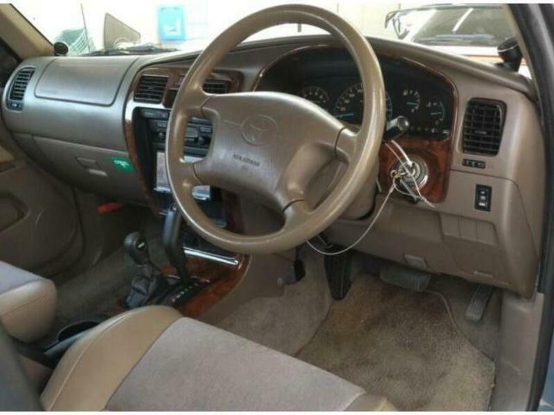 HILUX SURF