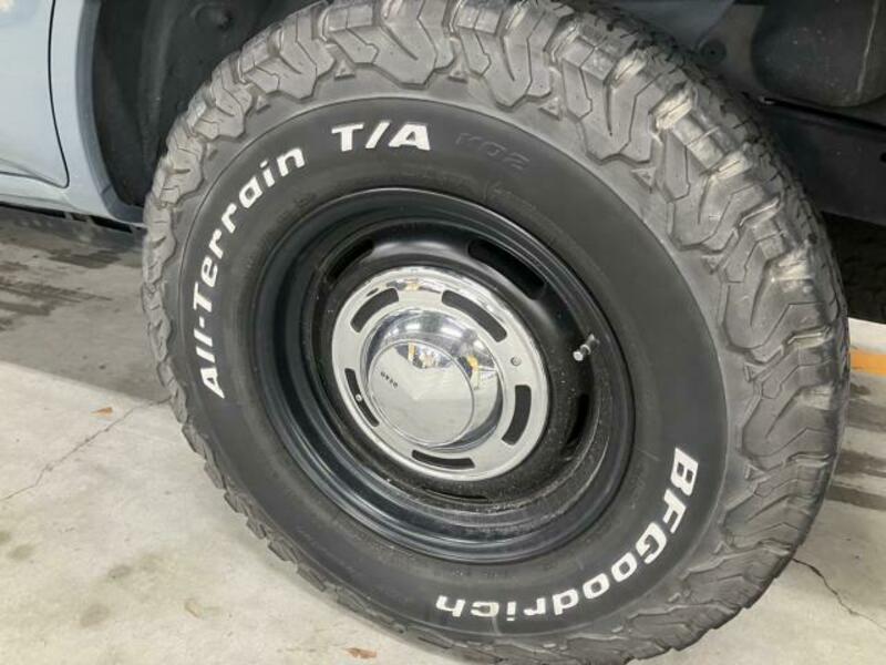 HILUX SURF
