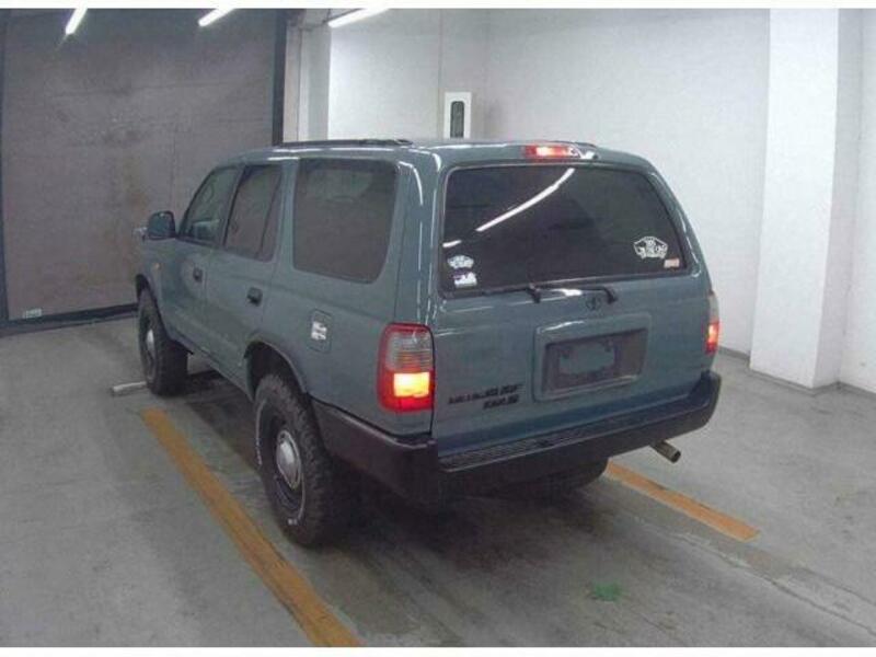 HILUX SURF