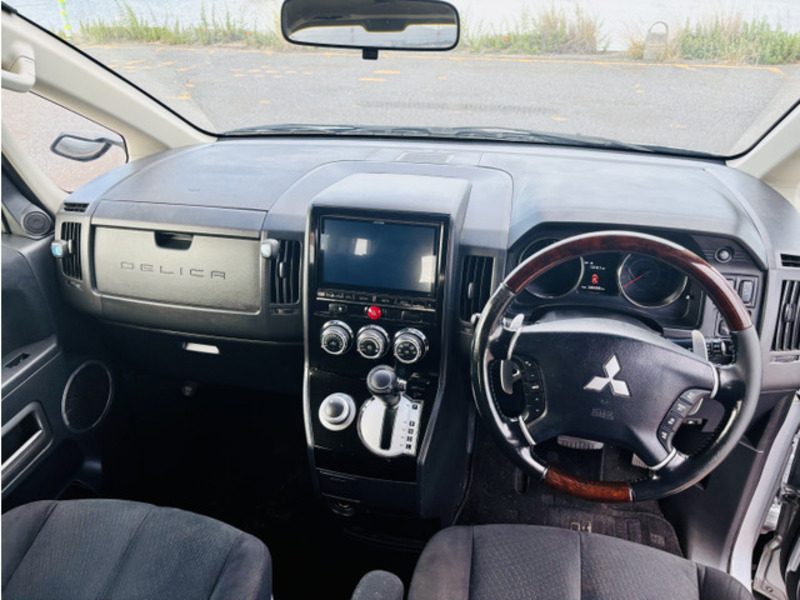 DELICA D5