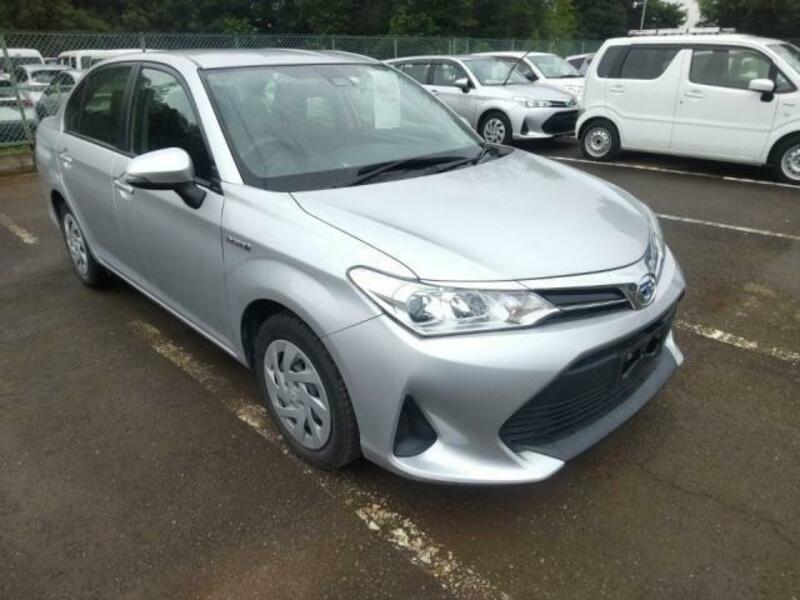 COROLLA AXIO