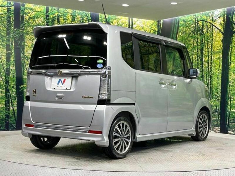 N BOX CUSTOM