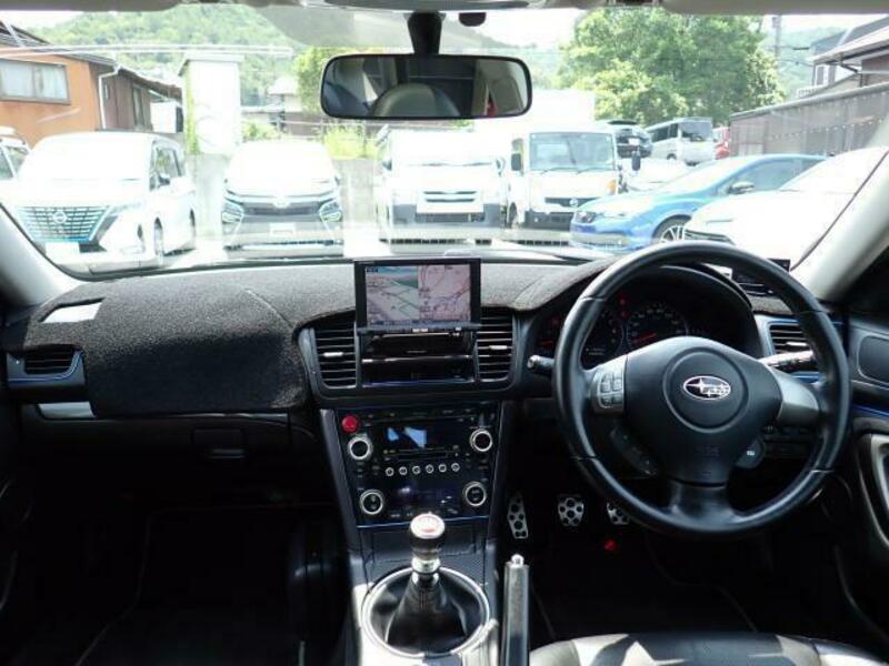 LEGACY B4