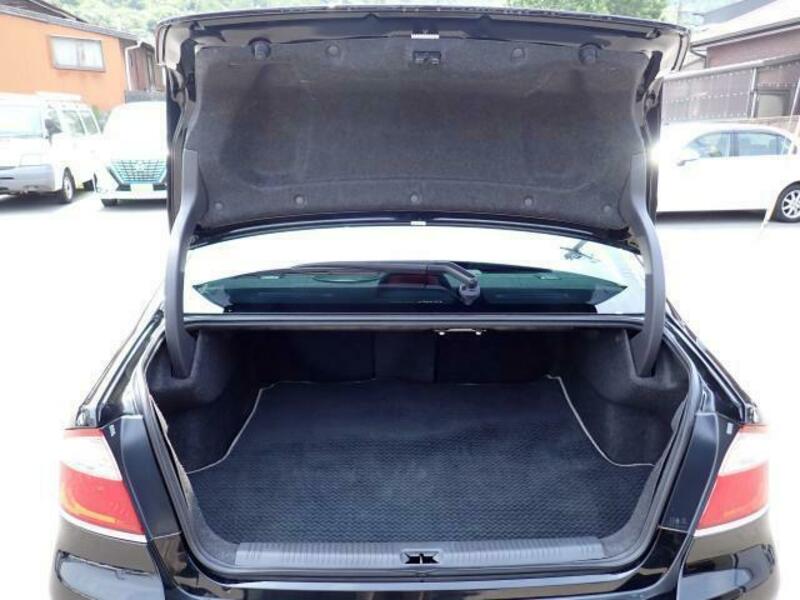 LEGACY B4