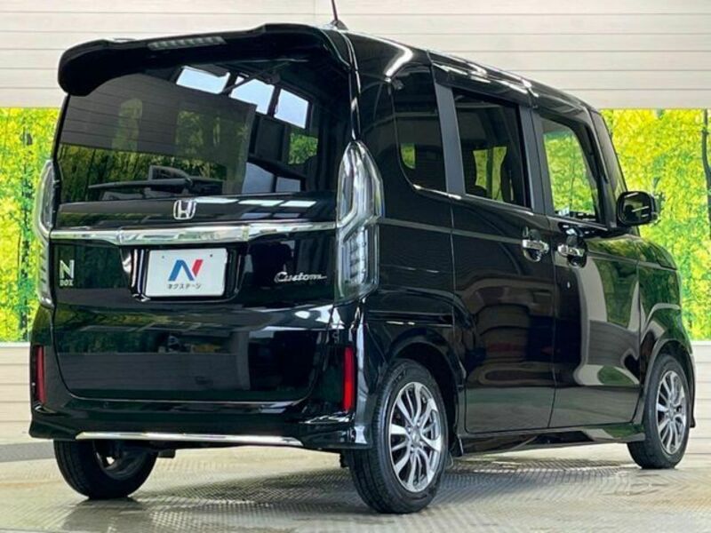 N BOX CUSTOM