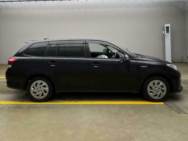 COROLLA FIELDER