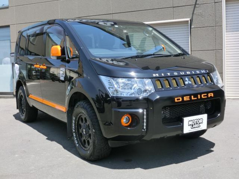 MITSUBISHI DELICA D5