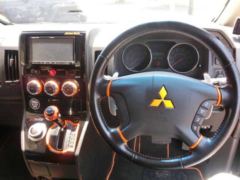 DELICA D5