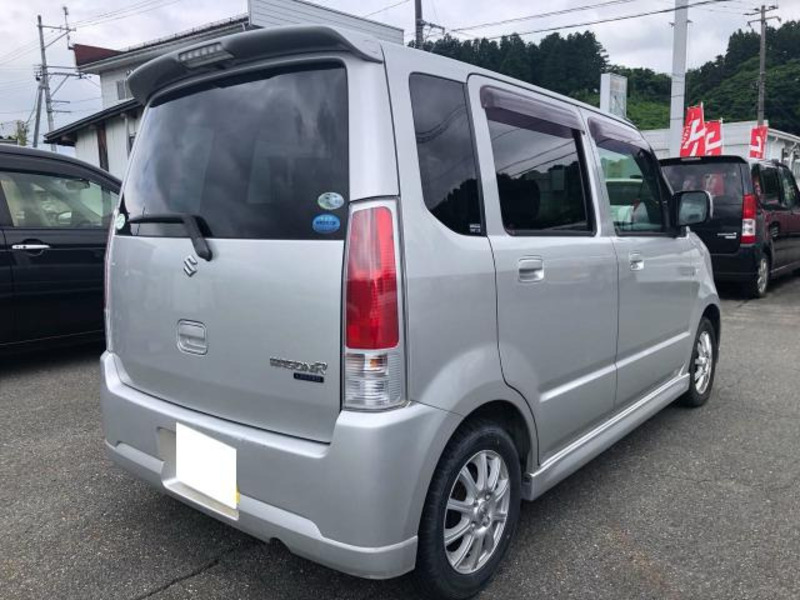 WAGON R