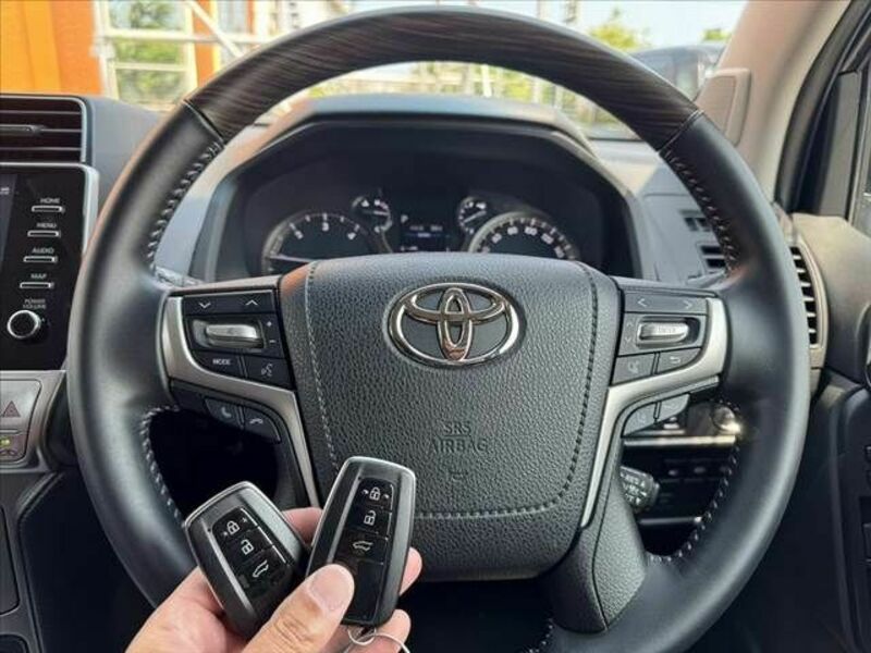 LAND CRUISER PRADO
