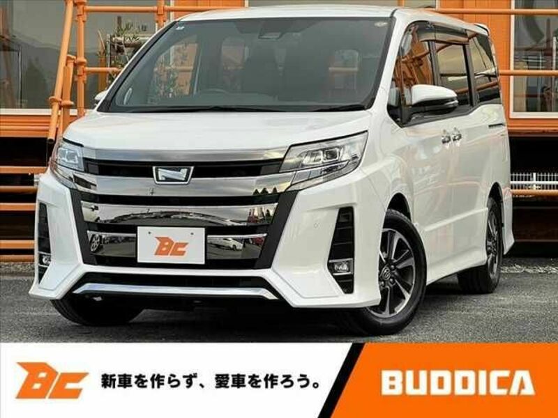 TOYOTA NOAH