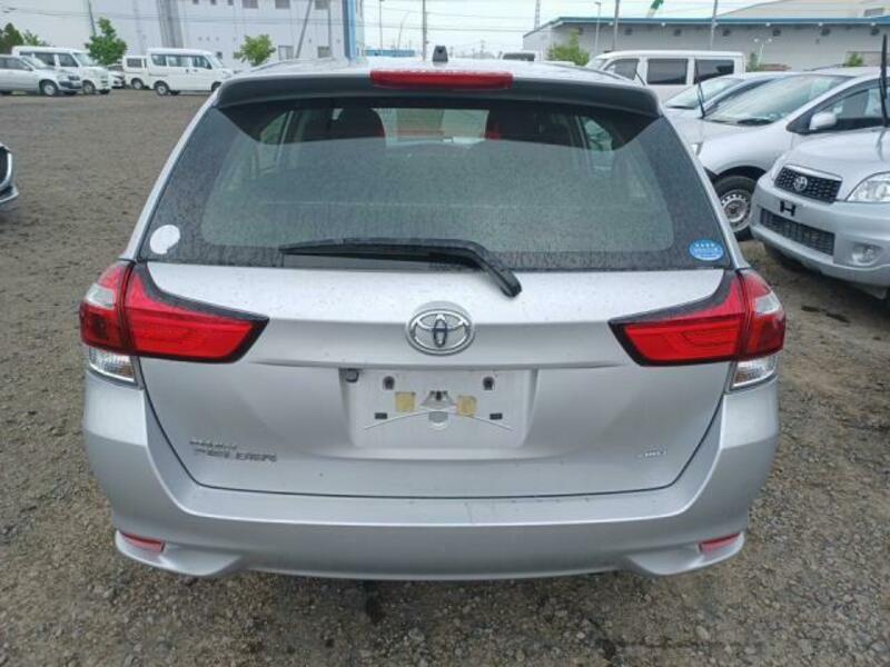 COROLLA FIELDER