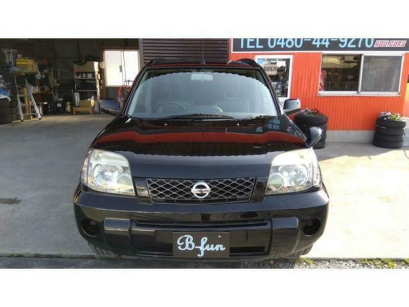 NISSAN X-TRAIL