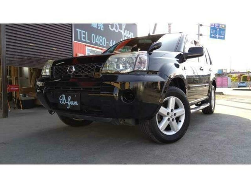 X-TRAIL