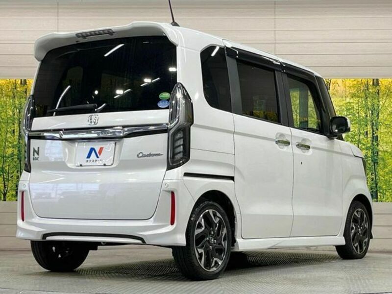 N BOX CUSTOM