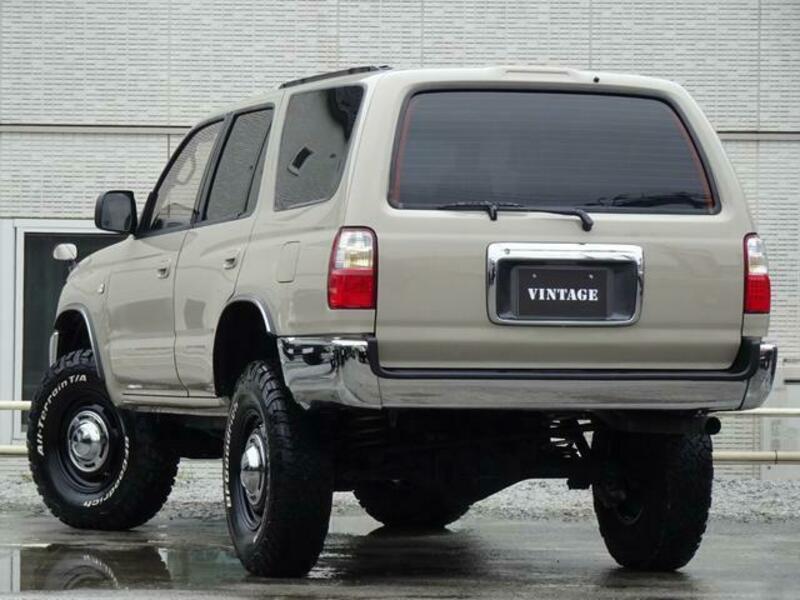 HILUX SURF