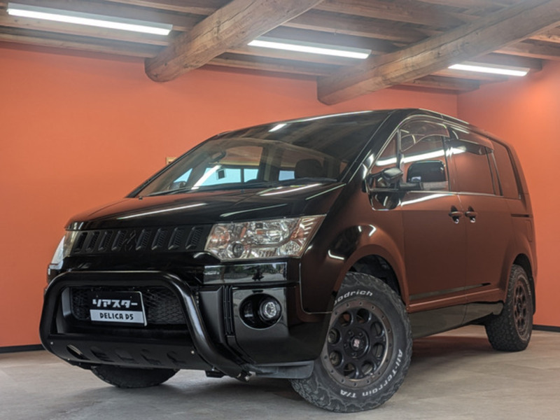 MITSUBISHI DELICA D5