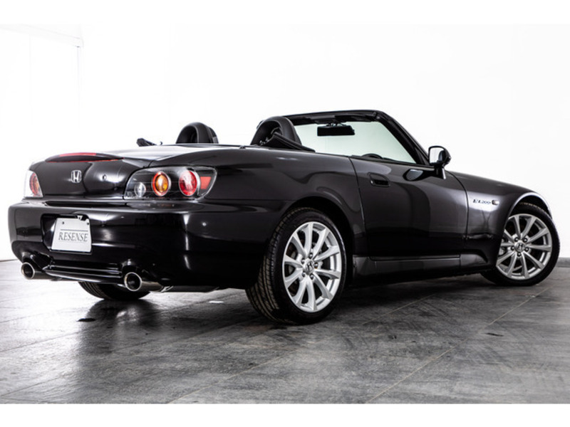 S2000