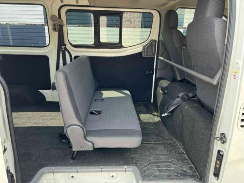NV350 CARAVAN