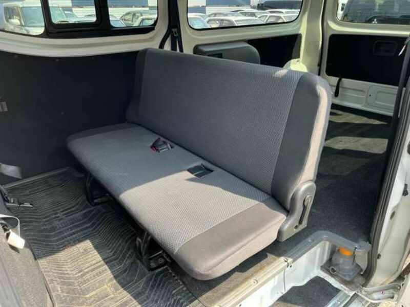 NV350 CARAVAN