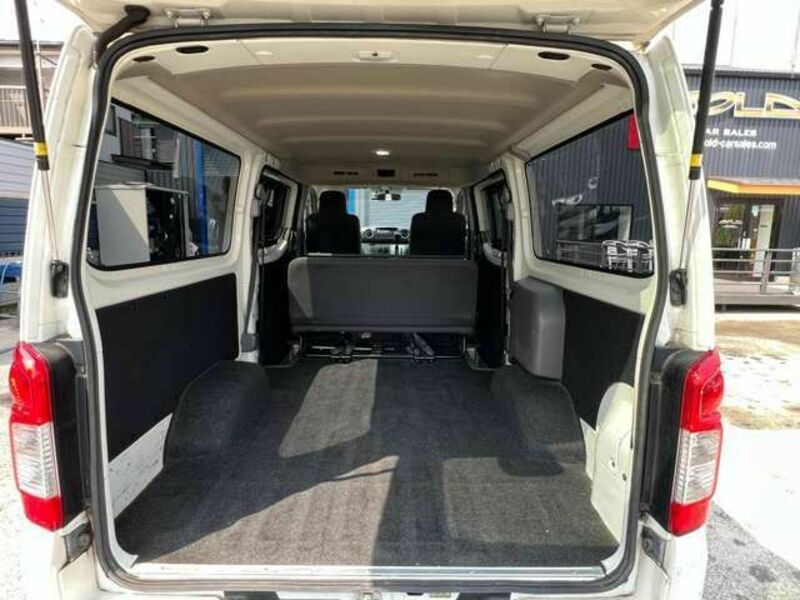 NV350 CARAVAN