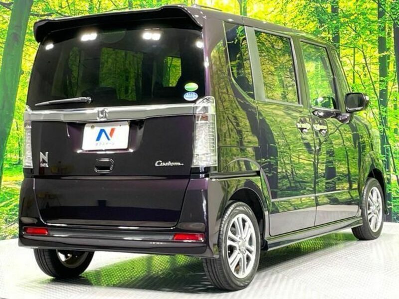 N BOX CUSTOM