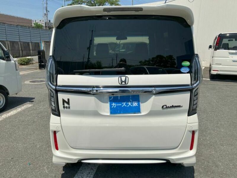 N BOX CUSTOM
