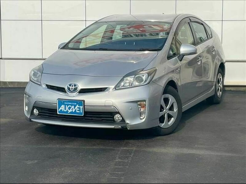 TOYOTA PRIUS PHV