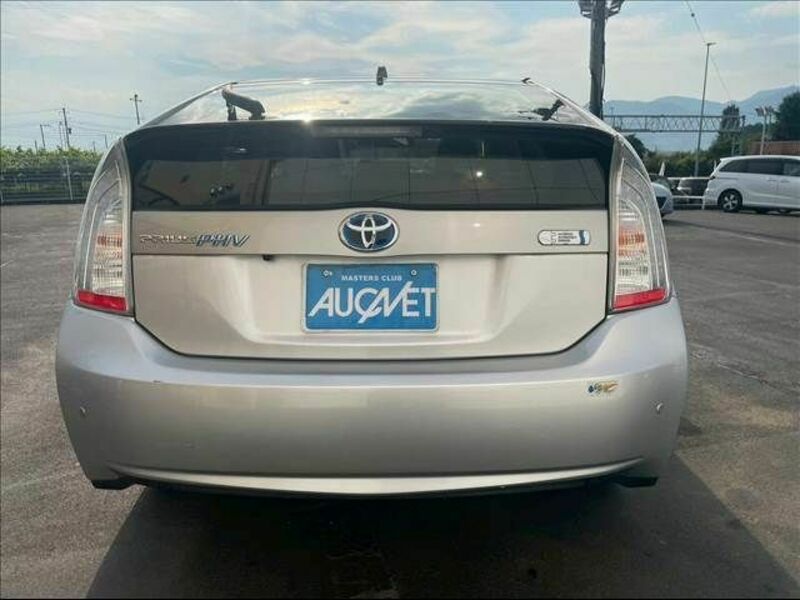 PRIUS PHV