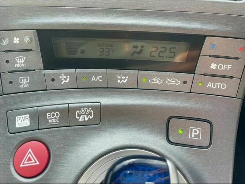 PRIUS PHV