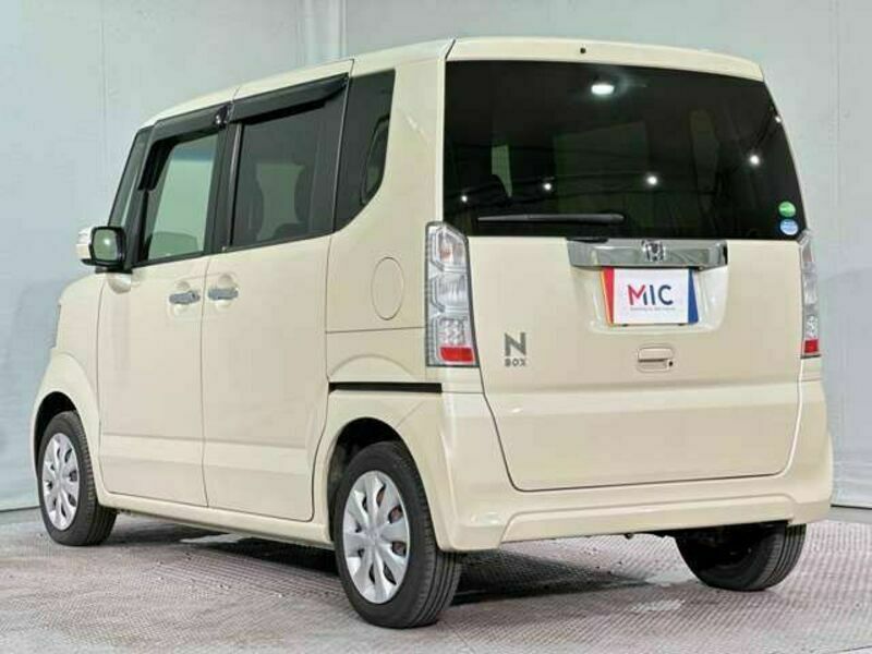 N BOX