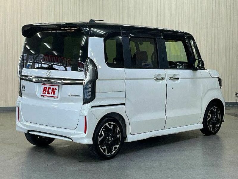 N BOX CUSTOM