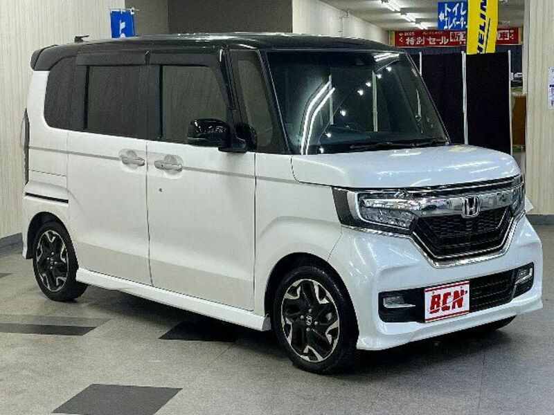 N BOX CUSTOM