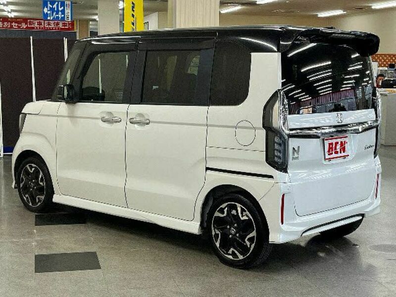 N BOX CUSTOM