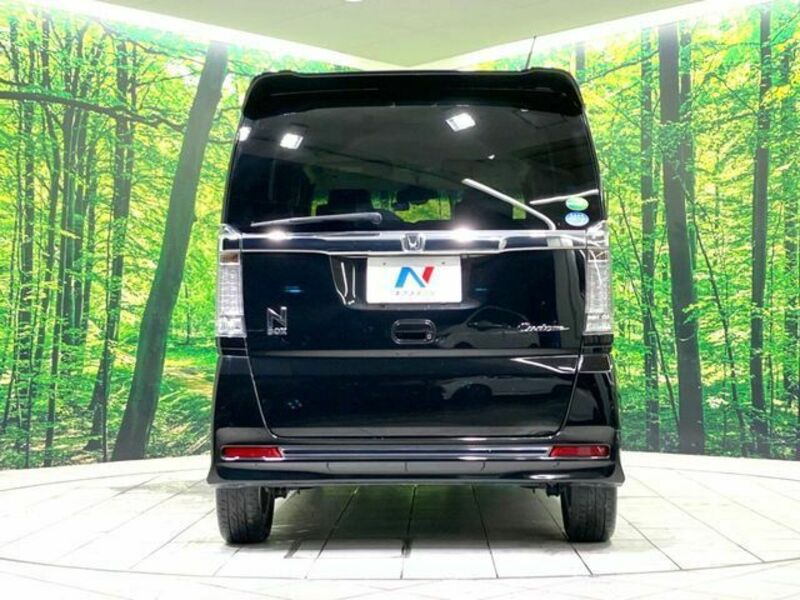 N BOX CUSTOM