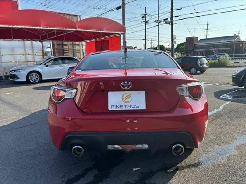 86