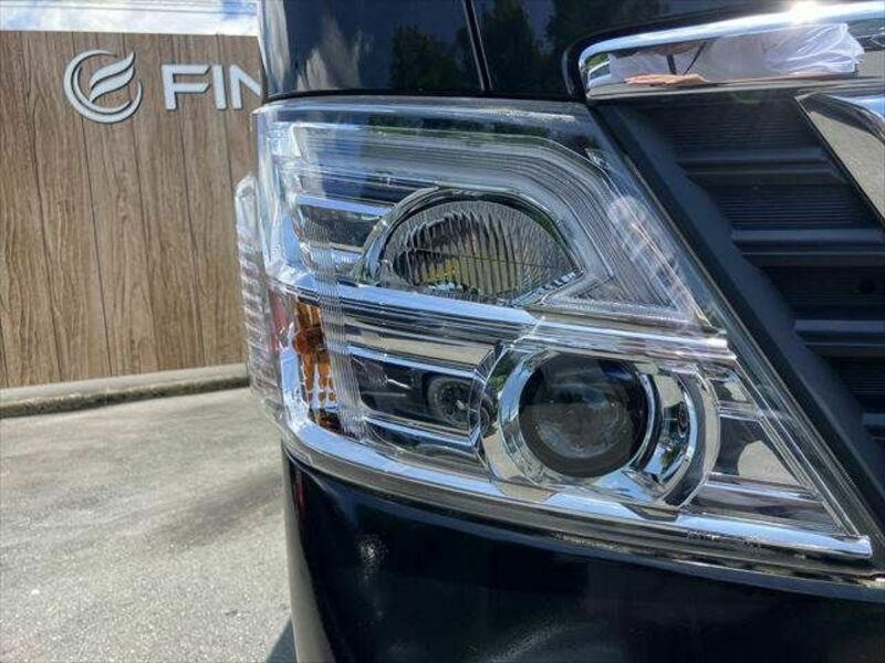NV350 CARAVAN