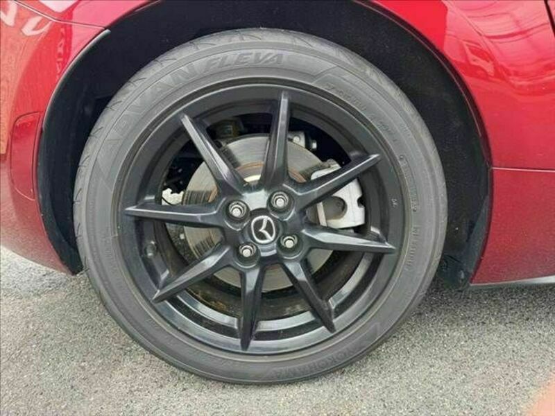ROADSTER