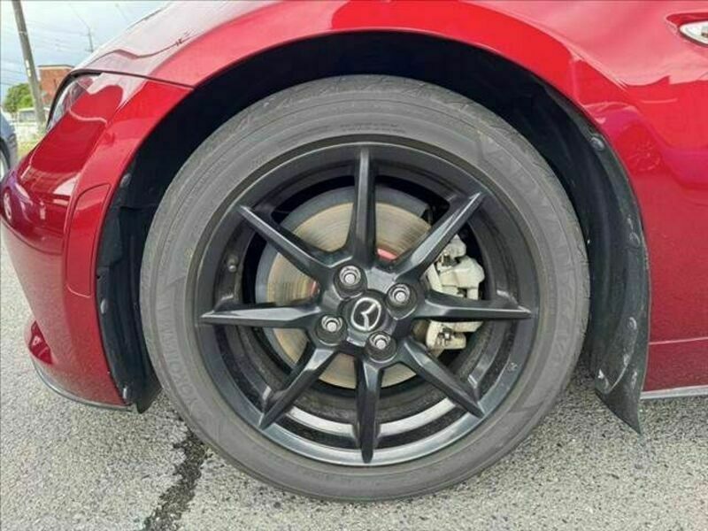 ROADSTER