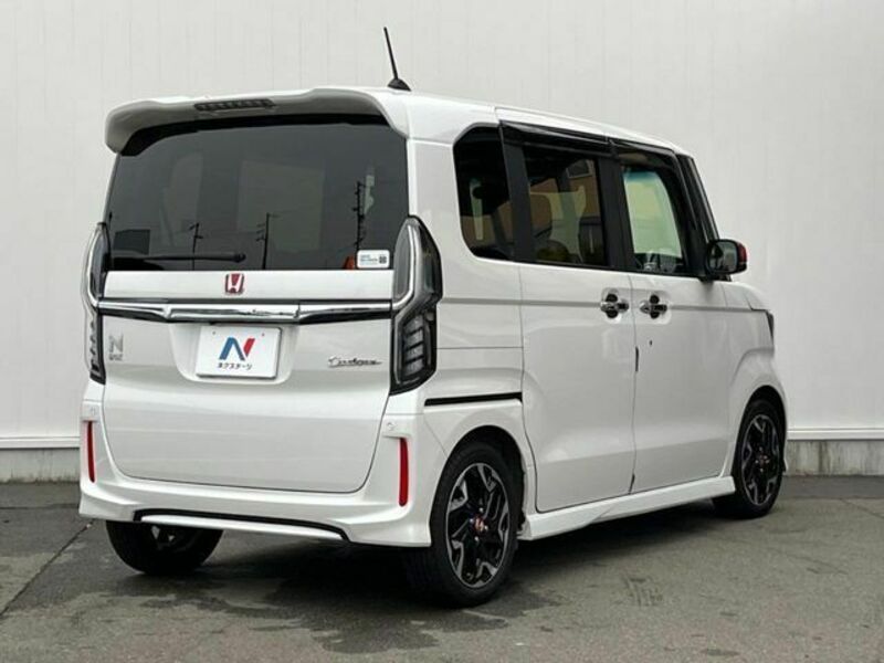 N BOX CUSTOM