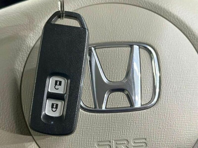 N BOX