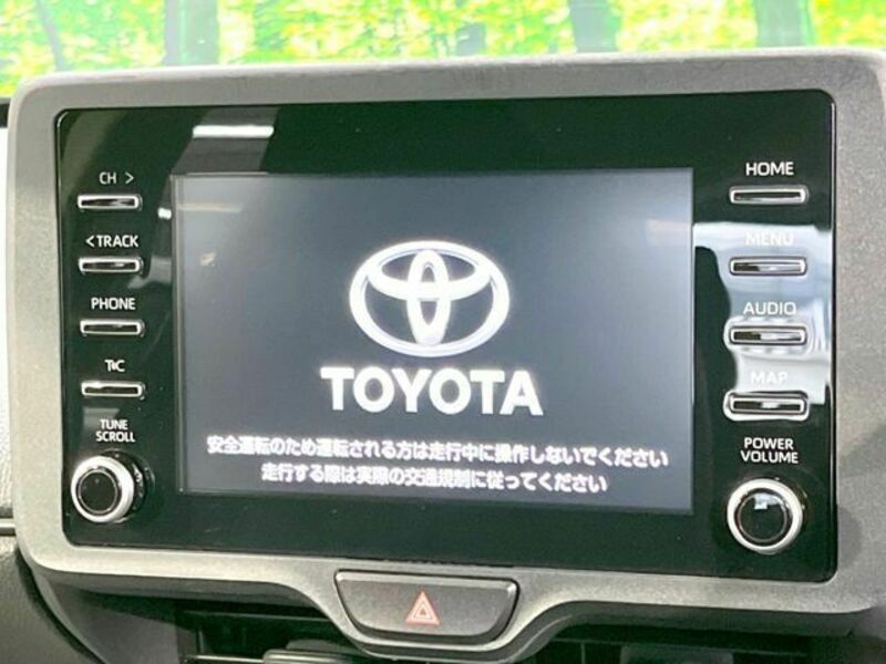 YARIS CROSS