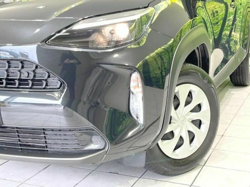 YARIS CROSS