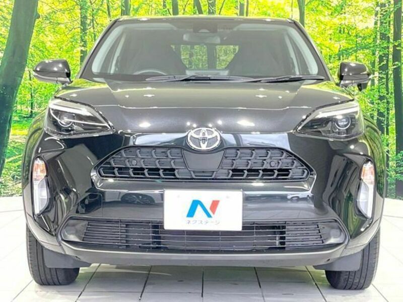 YARIS CROSS