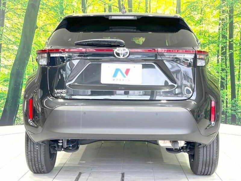 YARIS CROSS