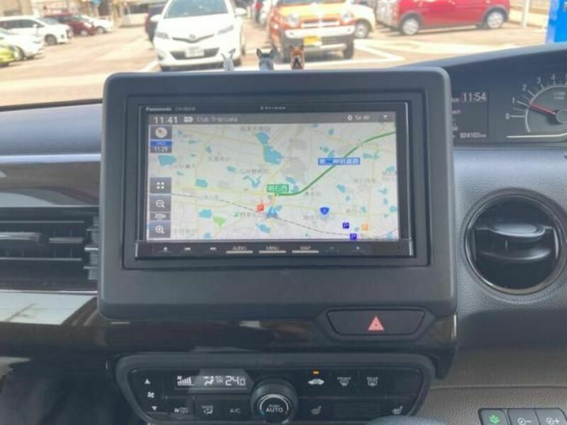 N BOX
