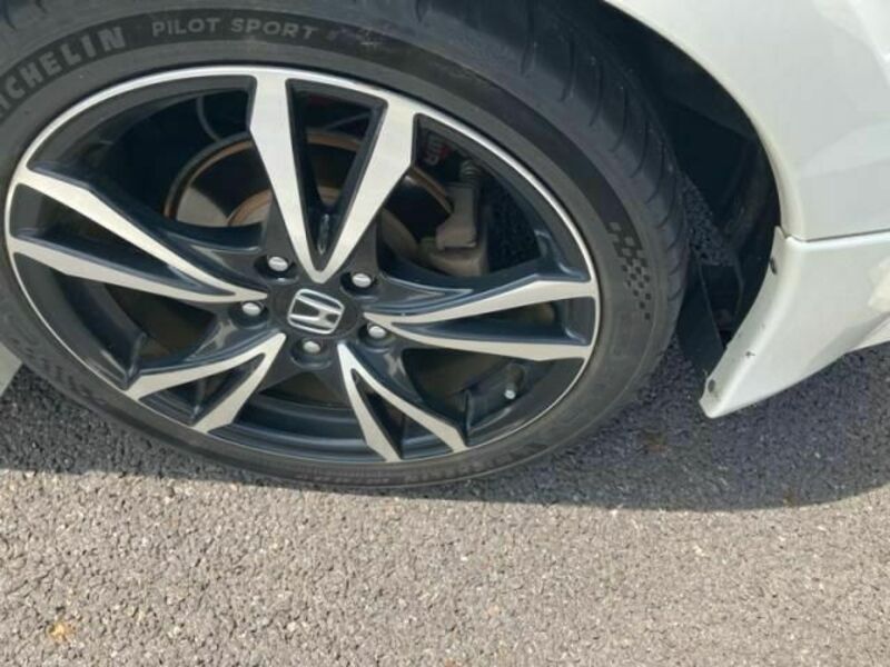 CR-Z