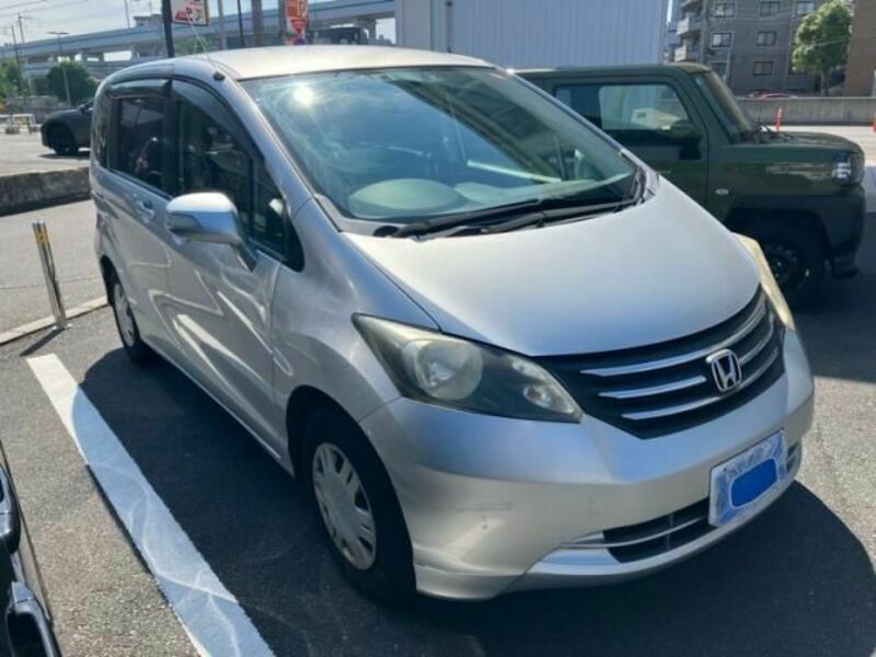 HONDA FREED